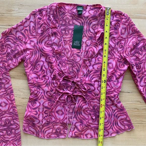 Wild Fable Top Bell Long Sleeve Tie-Front Pink Geo Dot Womens Size Mediu… - Picture 6 of 7